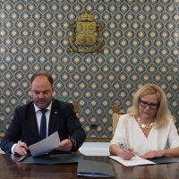 Националният и Градският съюз на ТПК подписаха меморандум със Столична община.   182